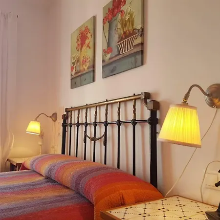 Townhouse Verano Azul Nerja Canovas Tatil Evi *
