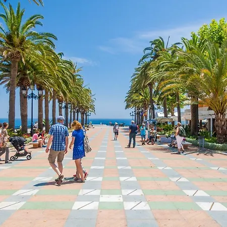 Townhouse Verano Azul Nerja Canovas